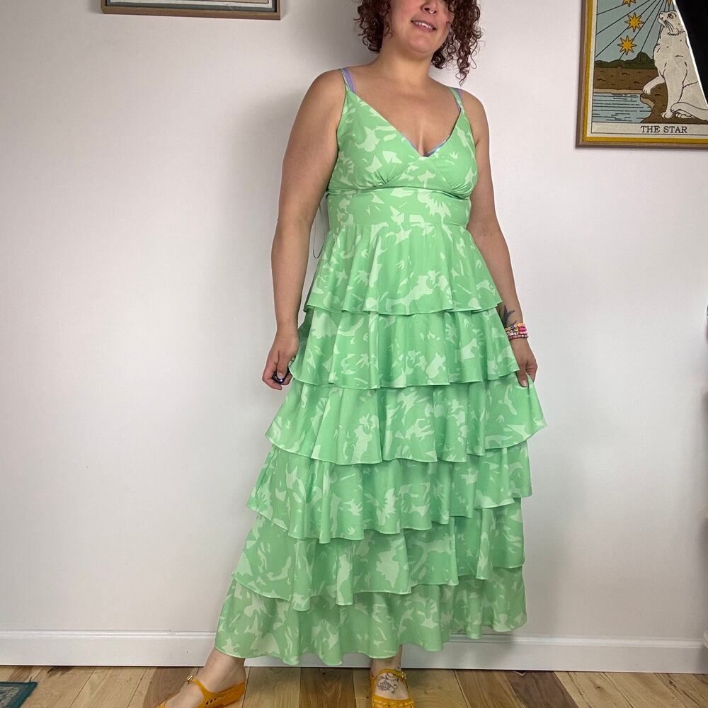 Pretty Lavish green garden party Lissy ruffle tiered midi dress size 14
